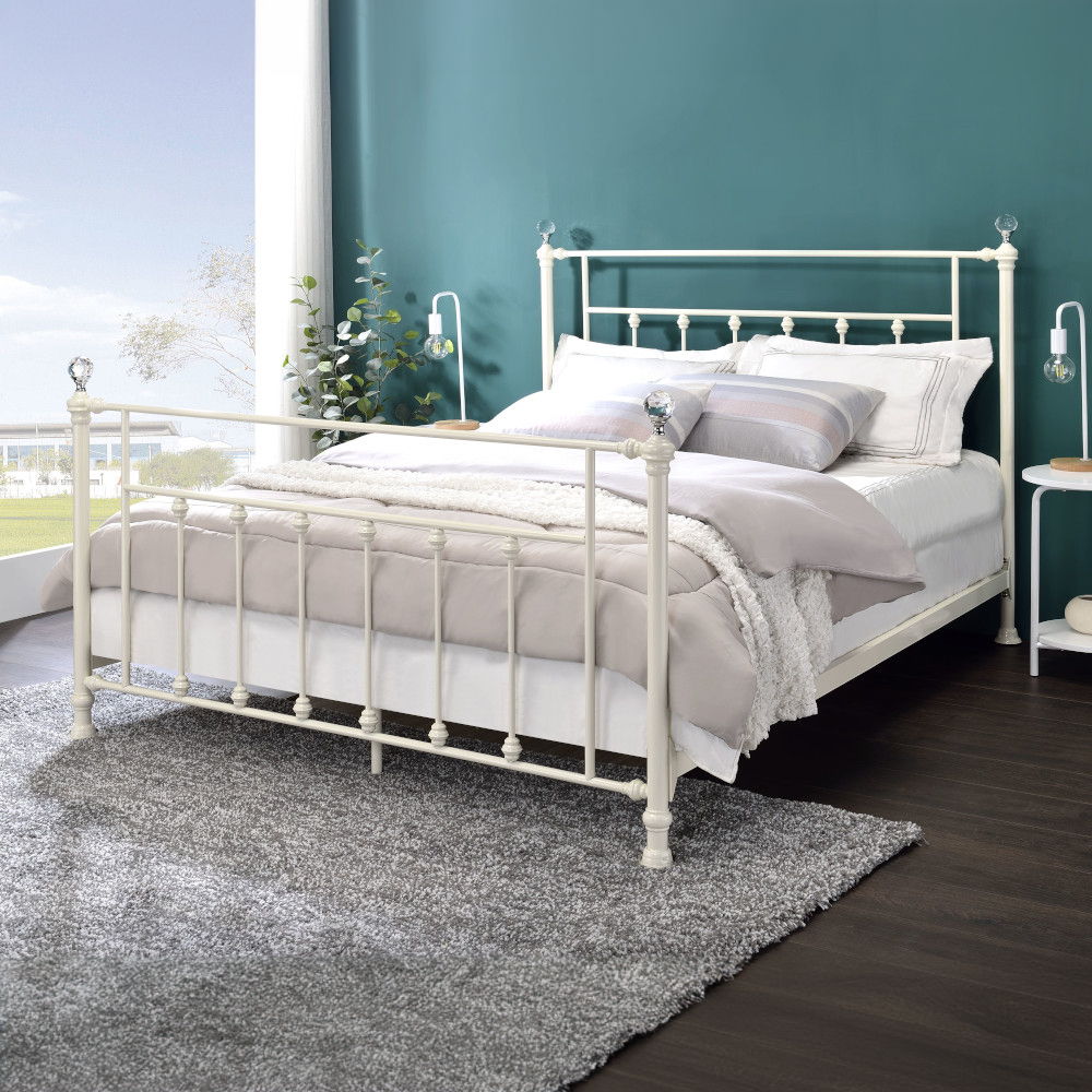 Comet - Bed