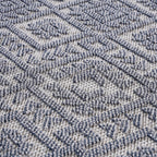 Guros - 6' X 9' Traditional Indoor / Outdoor Area Rug - White / Gray