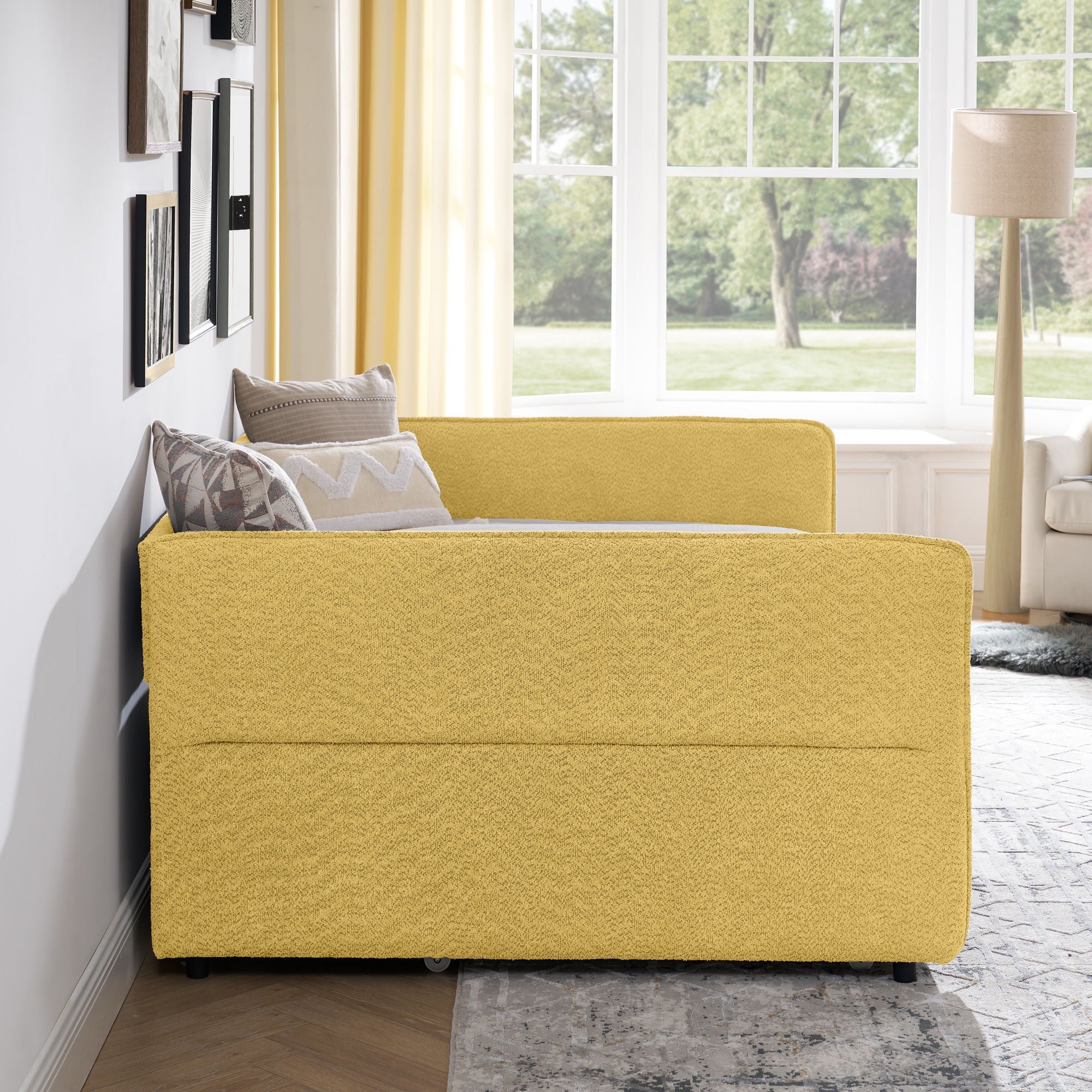 Upholstered Daybed With Pop Up Trundle