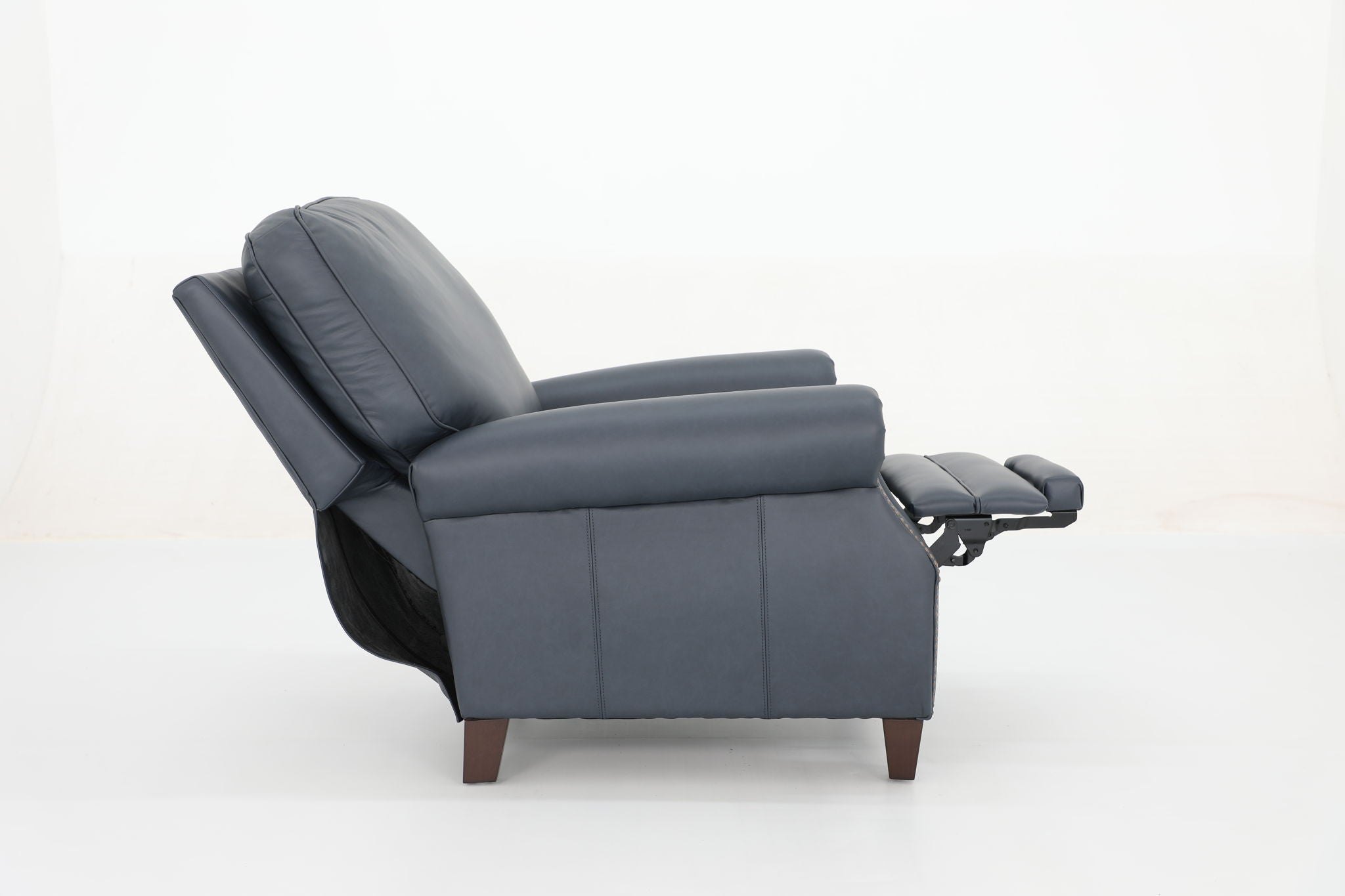 Briarwood - Recliner Push Thru The Arm