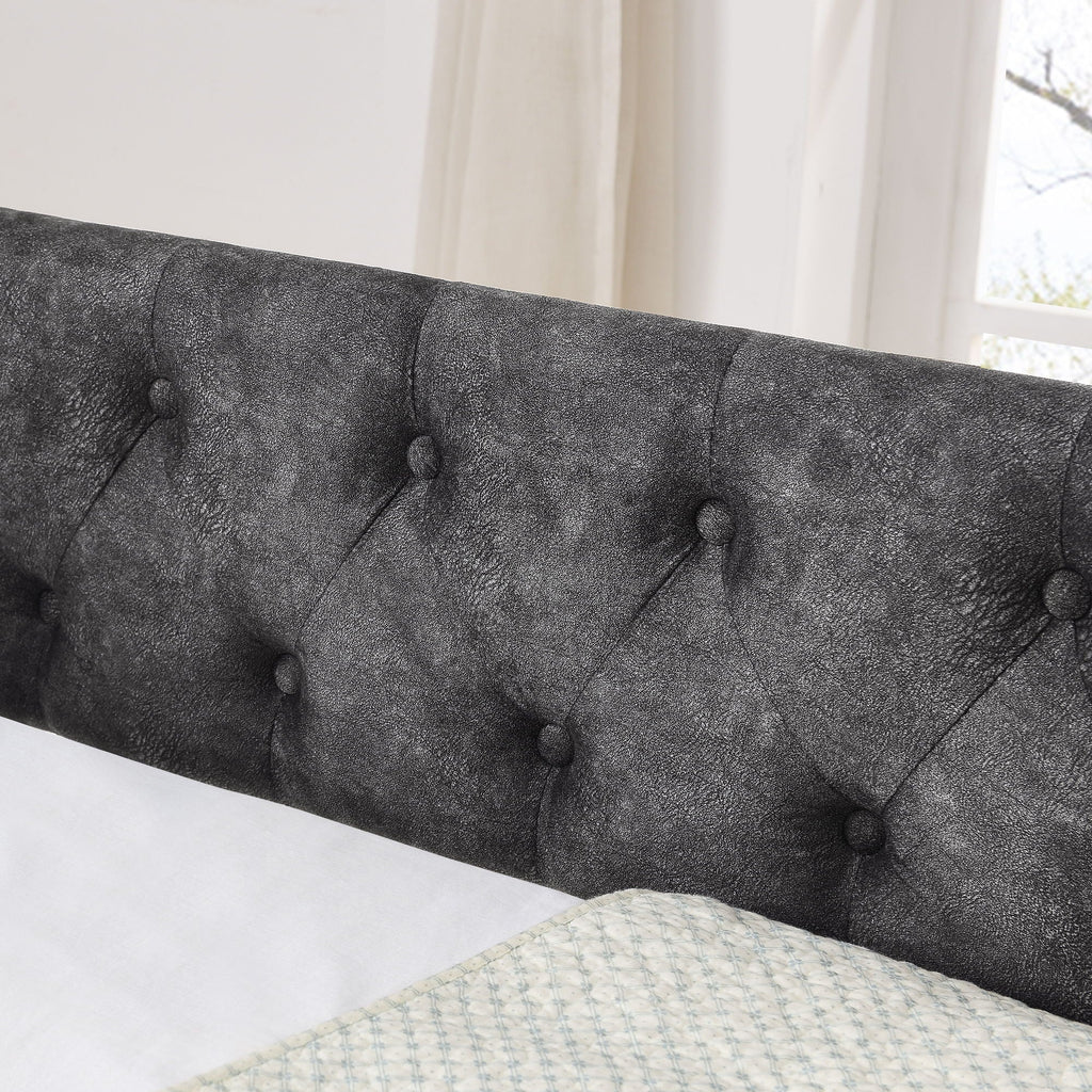 Upholstered Daybed With USB Charging & Pull Out Bed