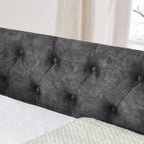 Upholstered Daybed With USB Charging & Pull Out Bed