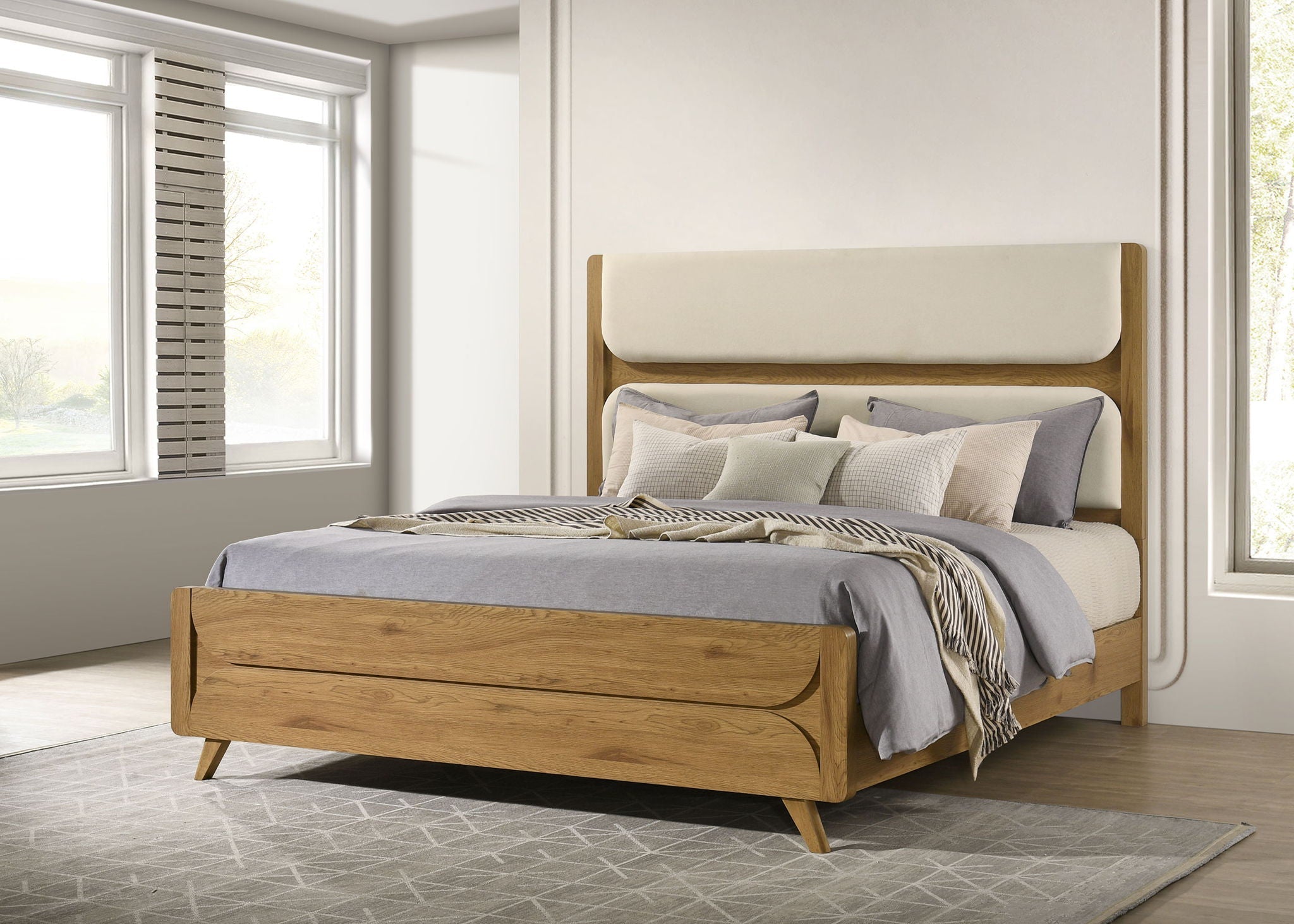 Bennett 78-inch Eastern King Upholstered Panel Bed Cream and Light Oak