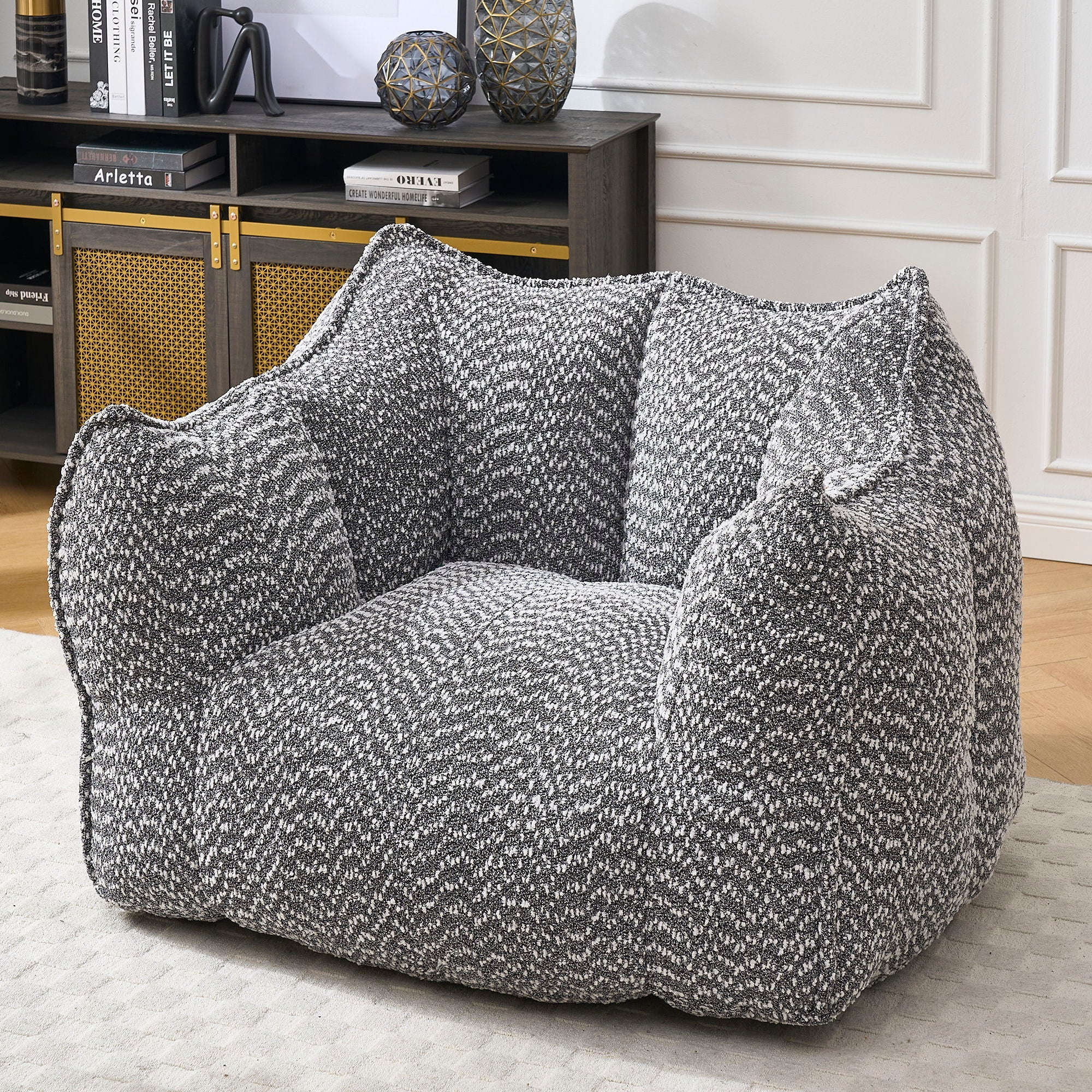 Comfortable Sofa Chairs With Highly Resilient Foam For Living Rooms And Bedrooms