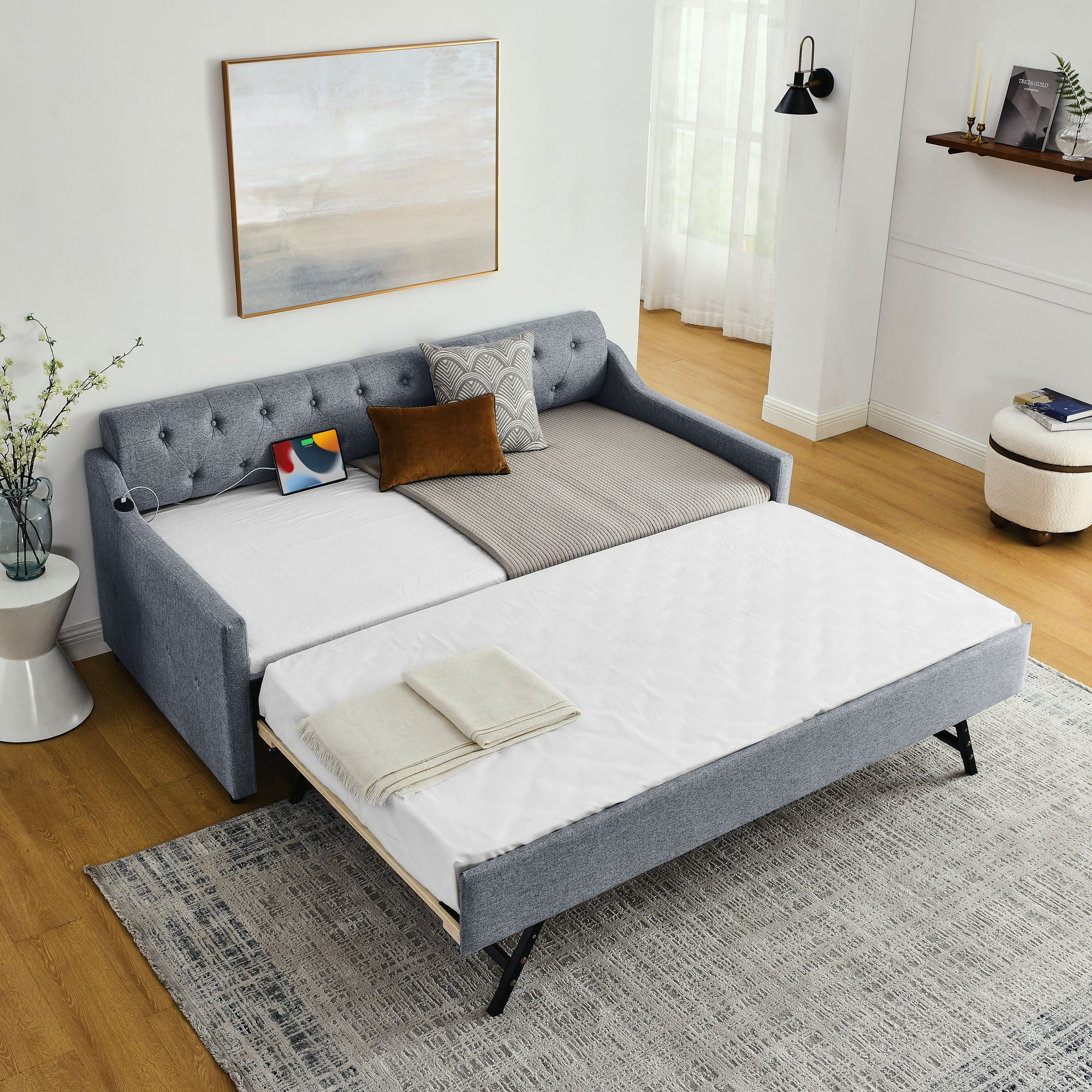 Size Upholstered Daybed With Trundle And USB Charging Armrest