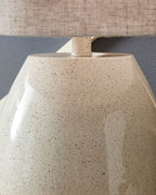 Linas - Metal Table Lamp - Cream / Beige
