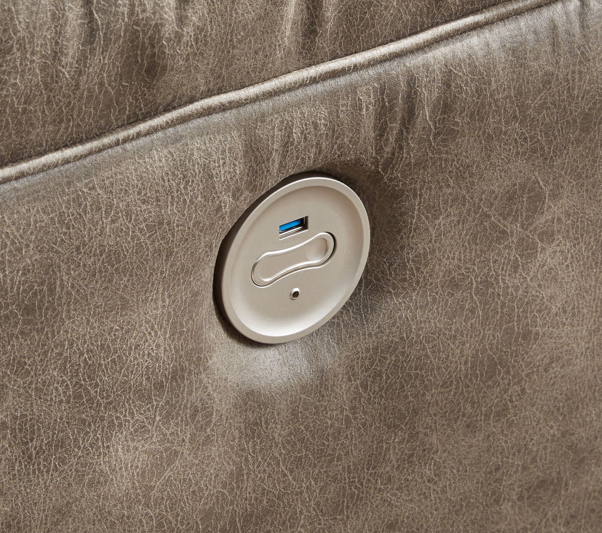 Ravenel - 3-Piece Power Reclining Sectional With Raf Power Reclining Loveseat With Console - Faux Leather - Fossil