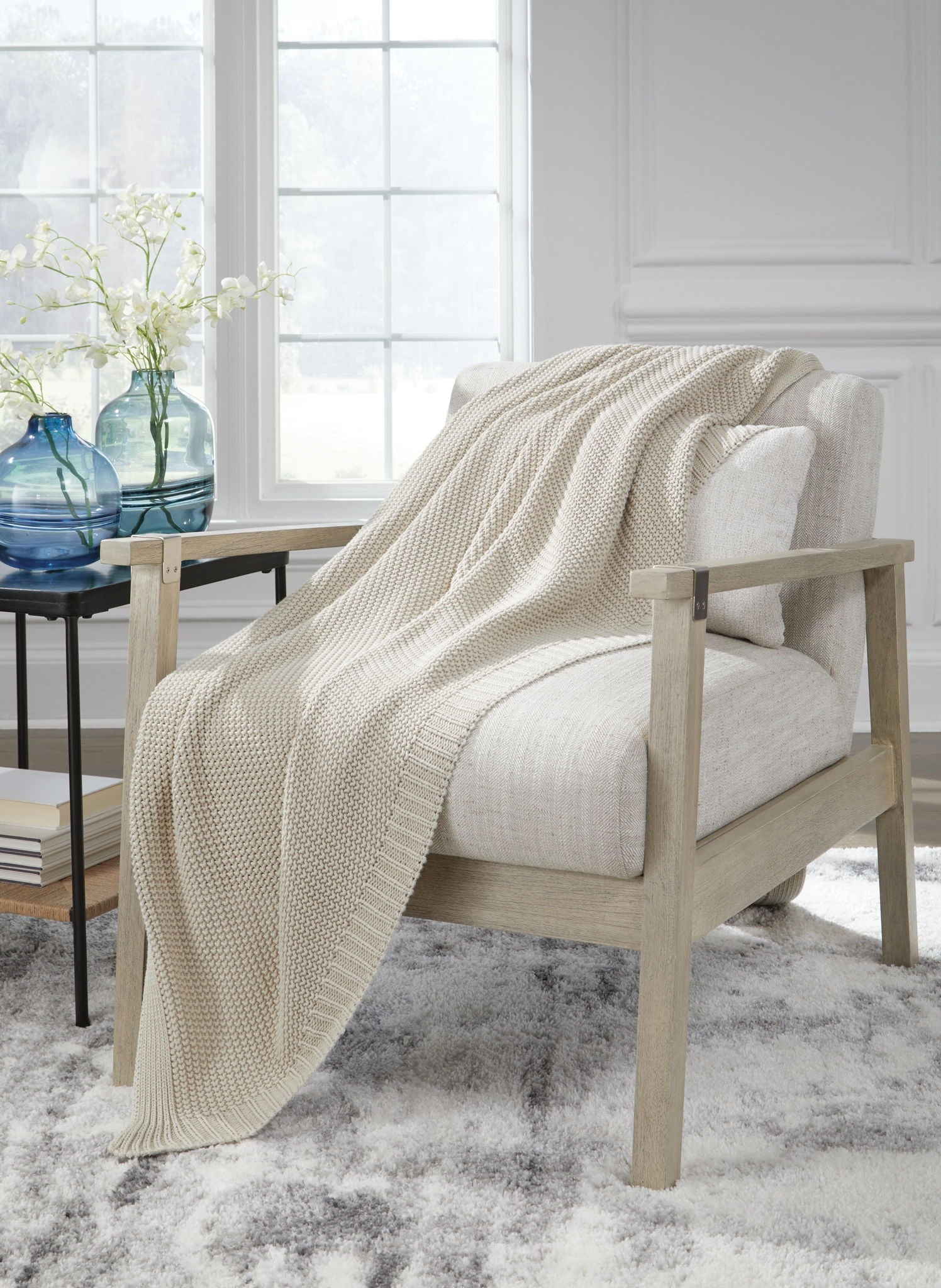 Gayelery - Throw