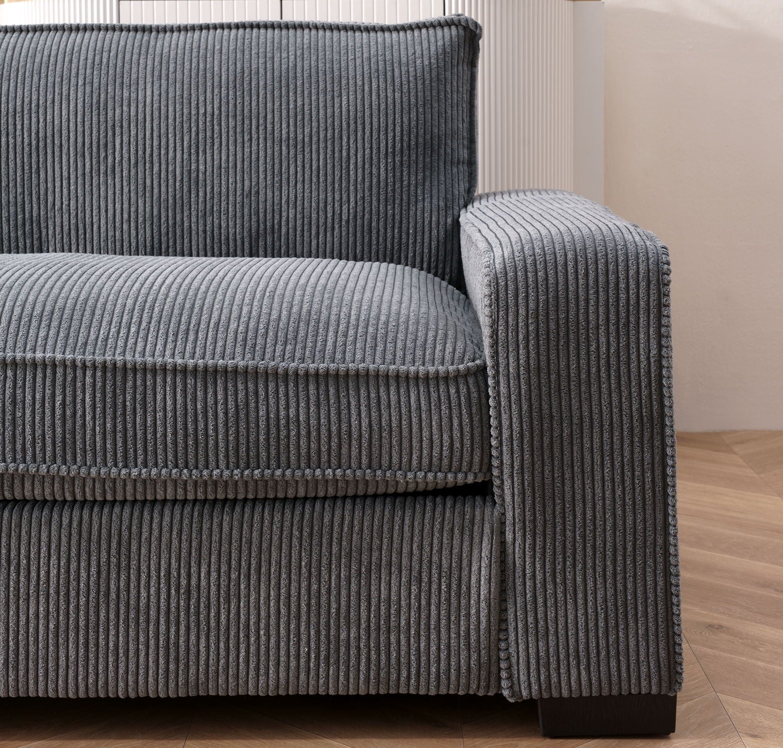 Luxe - Sofa With Sleek Design, Spacious And Comfortable 3 Seater Couch