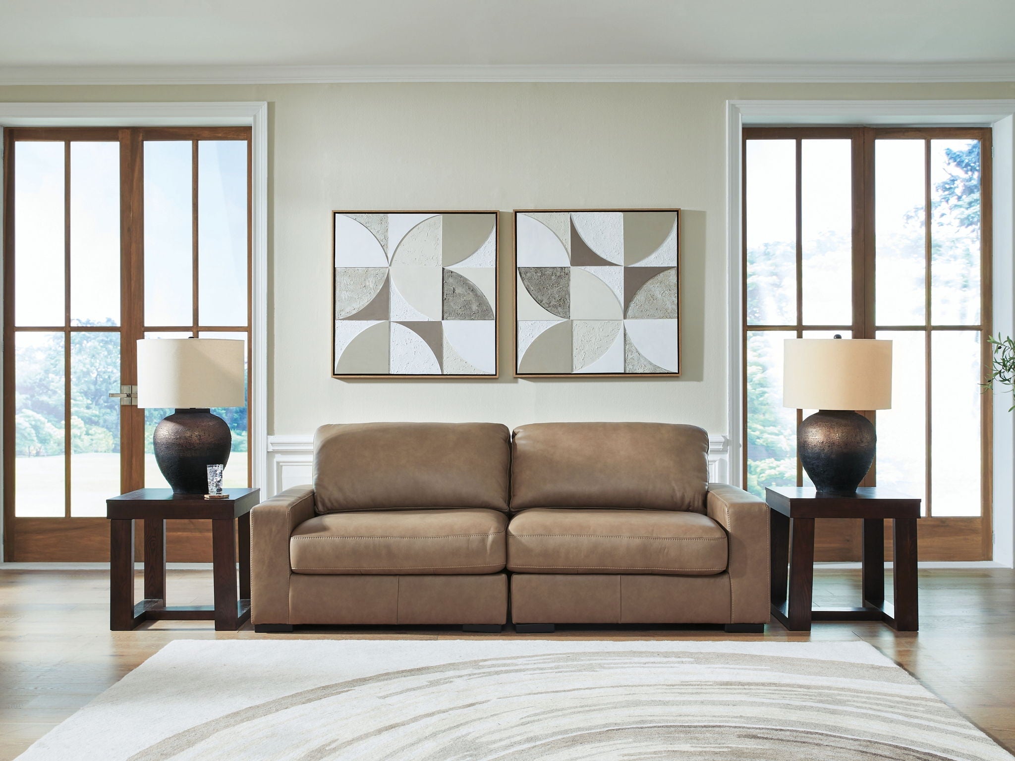 Veronella - Sectional