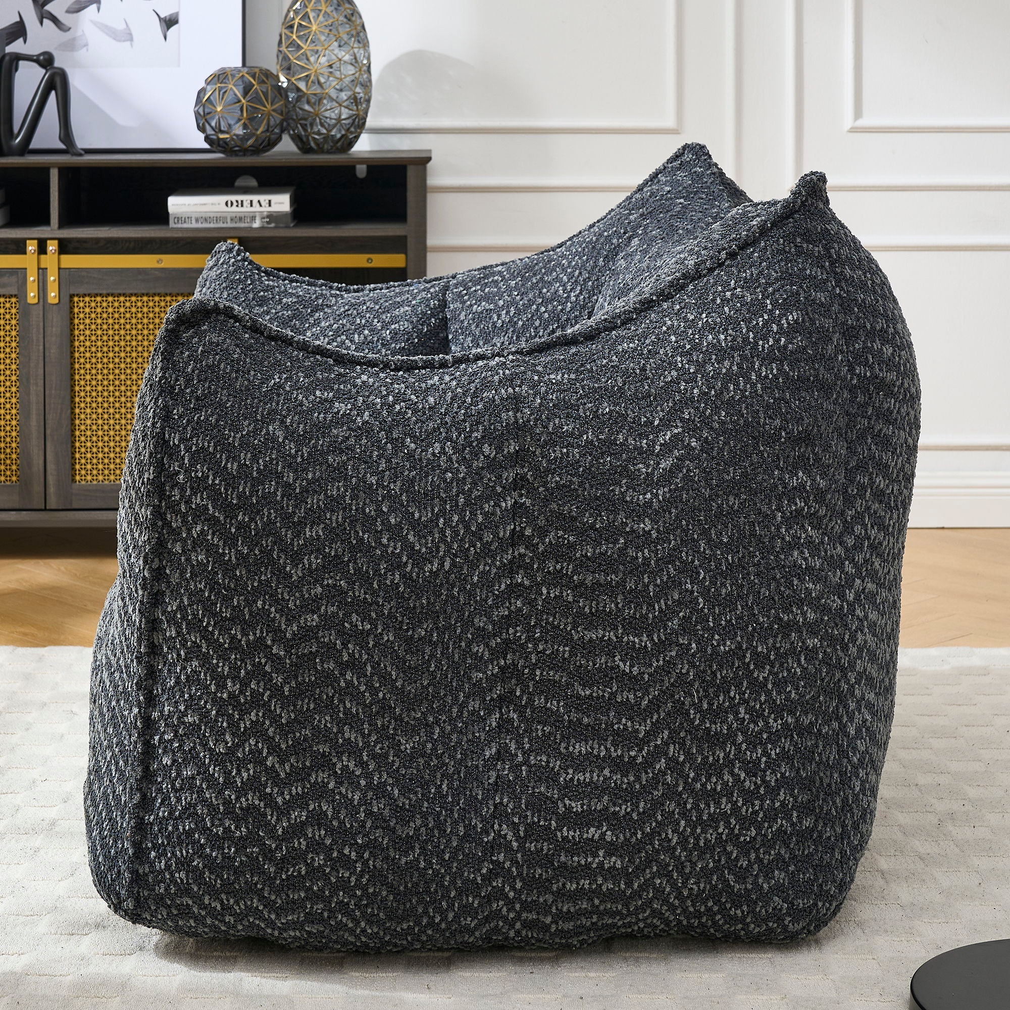Comfortable Sofa Chairs With Highly Resilient Foam For Living Rooms And Bedrooms