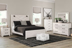 Gerridan - Panel Bedroom Set With Sconces