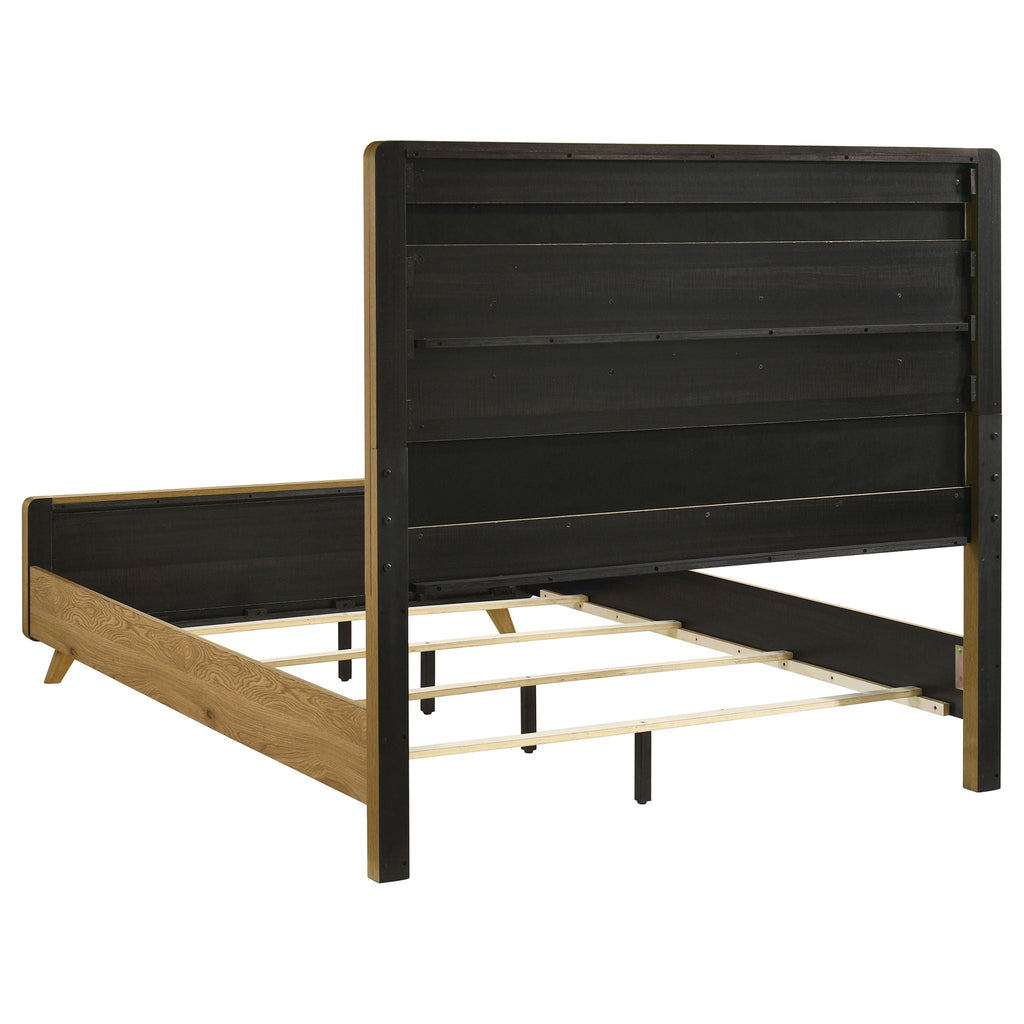 Bennett 5-piece Queen Bedroom Set Light Oak