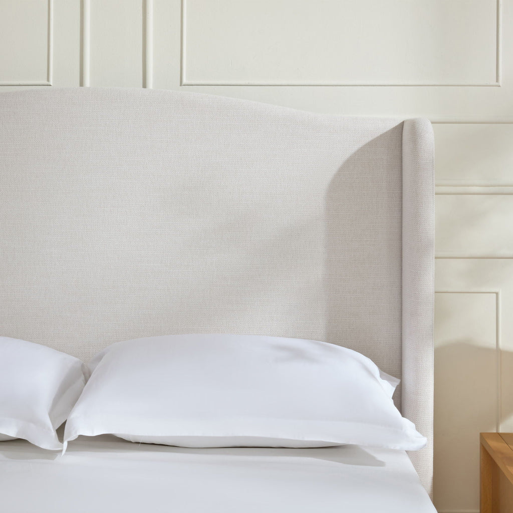 Hannah - Upholstered Wingback Bed Size / Tall Headboard Upholstered King Bed / Premium Textured Look / Minimalist Designs / No Box Spring Needed