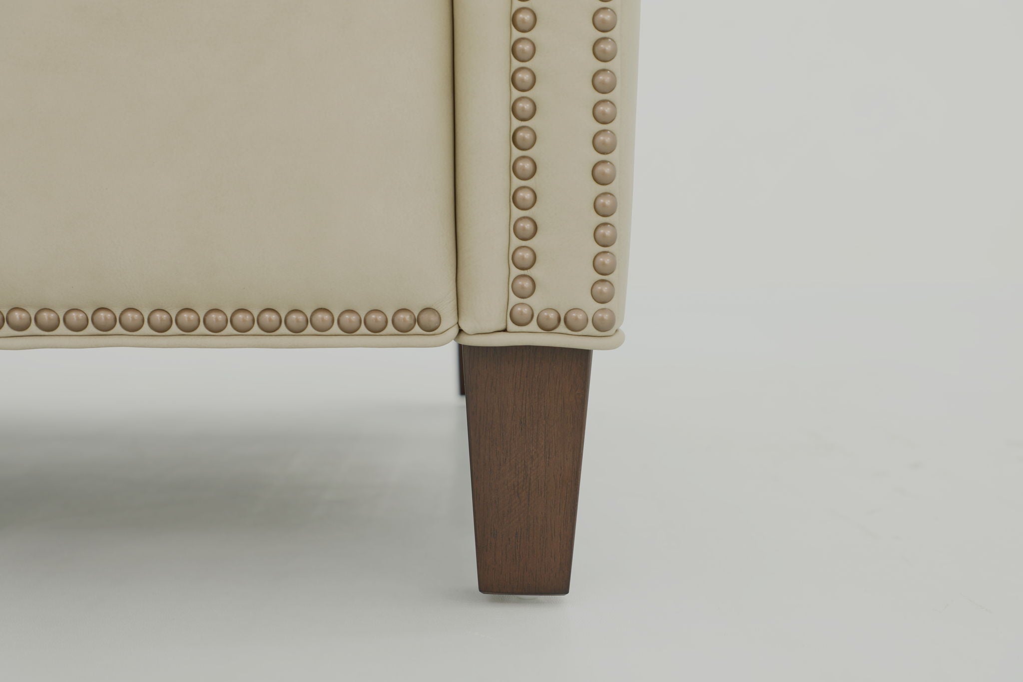 Shasta - Recliner Push Thru The Arm