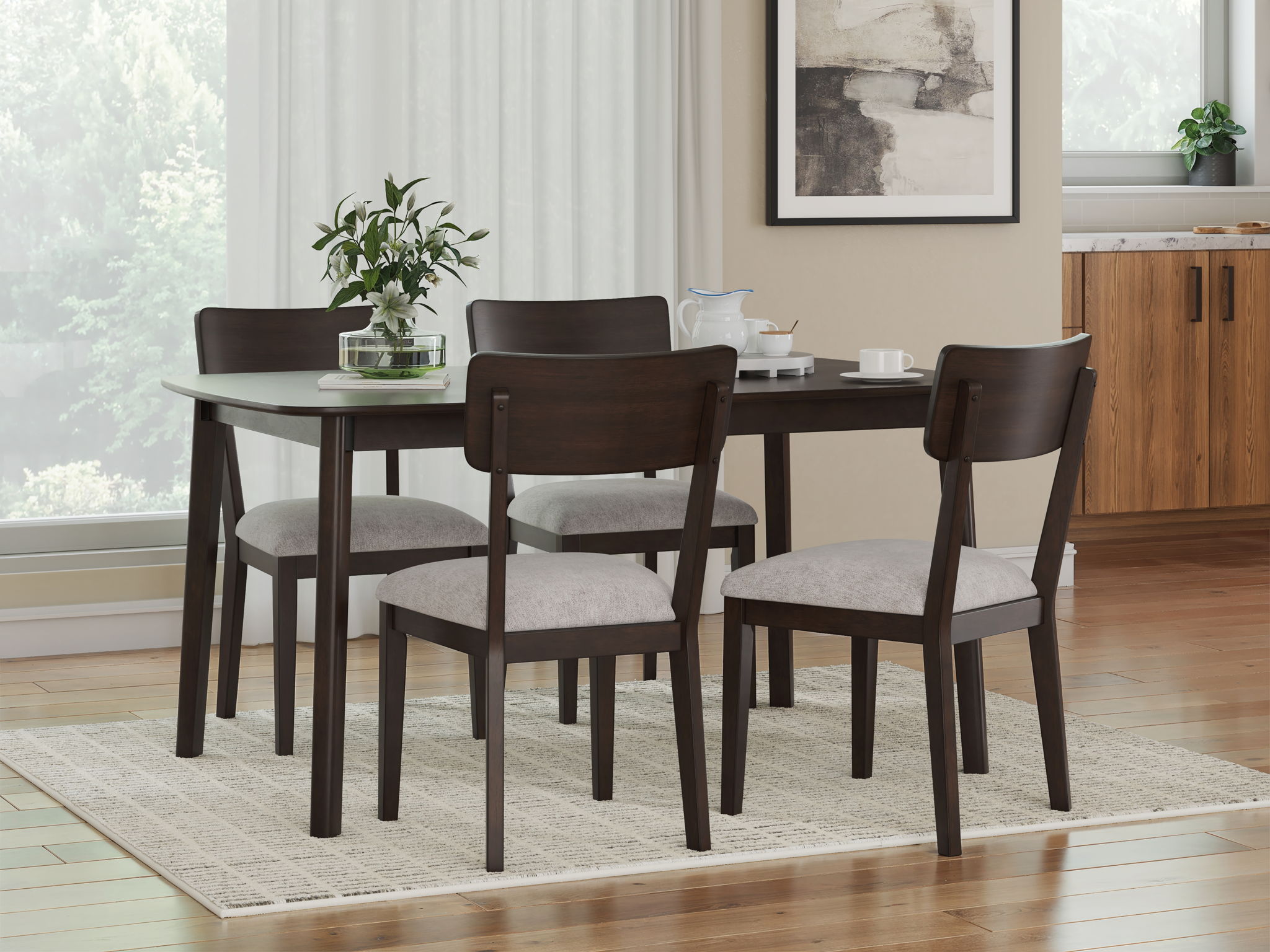 Mallenette - Dining Room Table Set (Set of 5) - Merlot